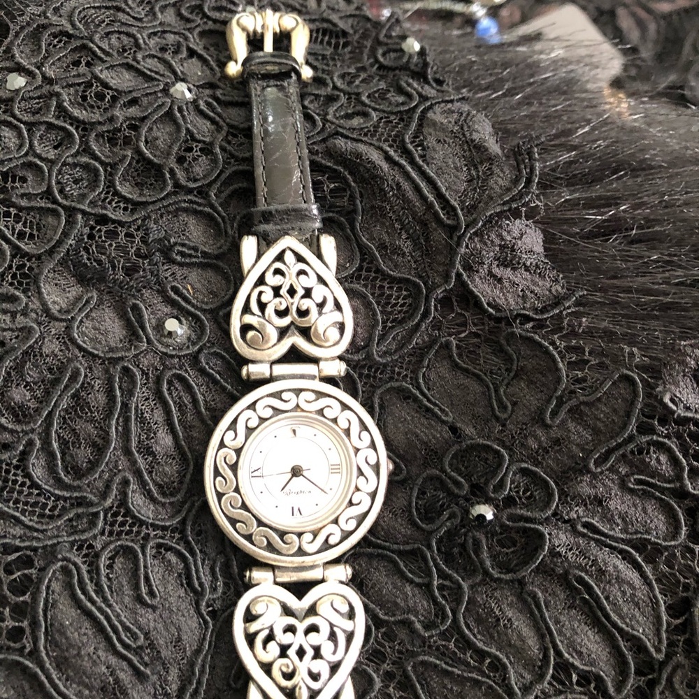Vintage 1997 Brighton - Madison Heart Watch - Picture 5 of 7